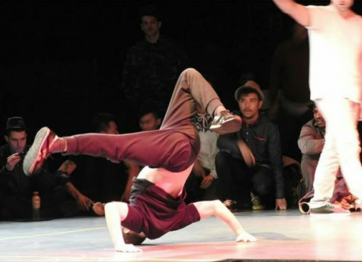 Berry's Breakdance Battle  2 poster